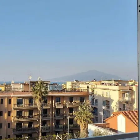 Apartment Blue Eyes *